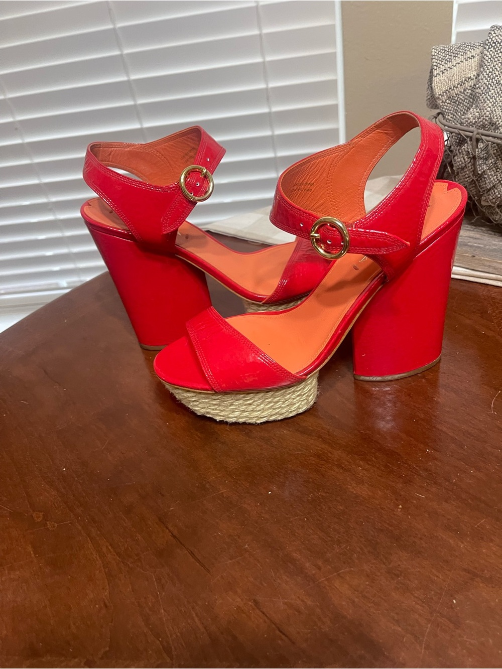 Via Spiga Patent Leather Sandal platform chunky